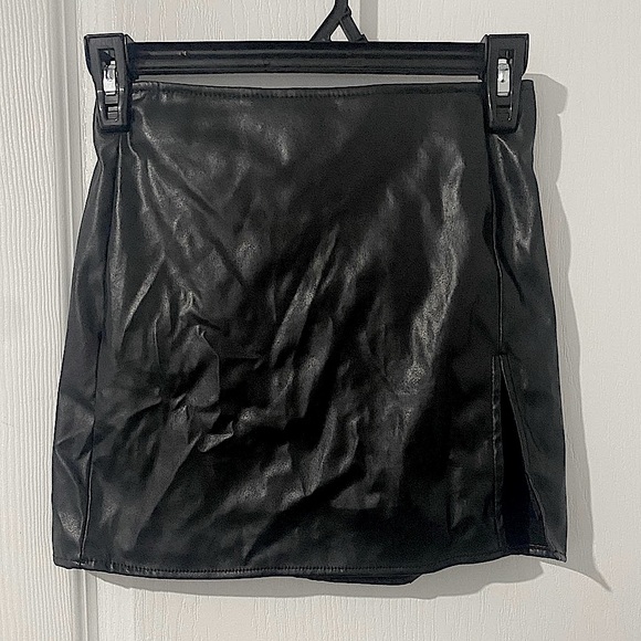 Leather mini skirt with a front slit from Fashion Nova - Picture 1 of 1